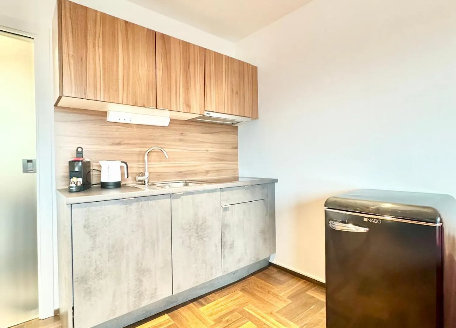 Apartment Wohnung Mit Balkon Vienna
